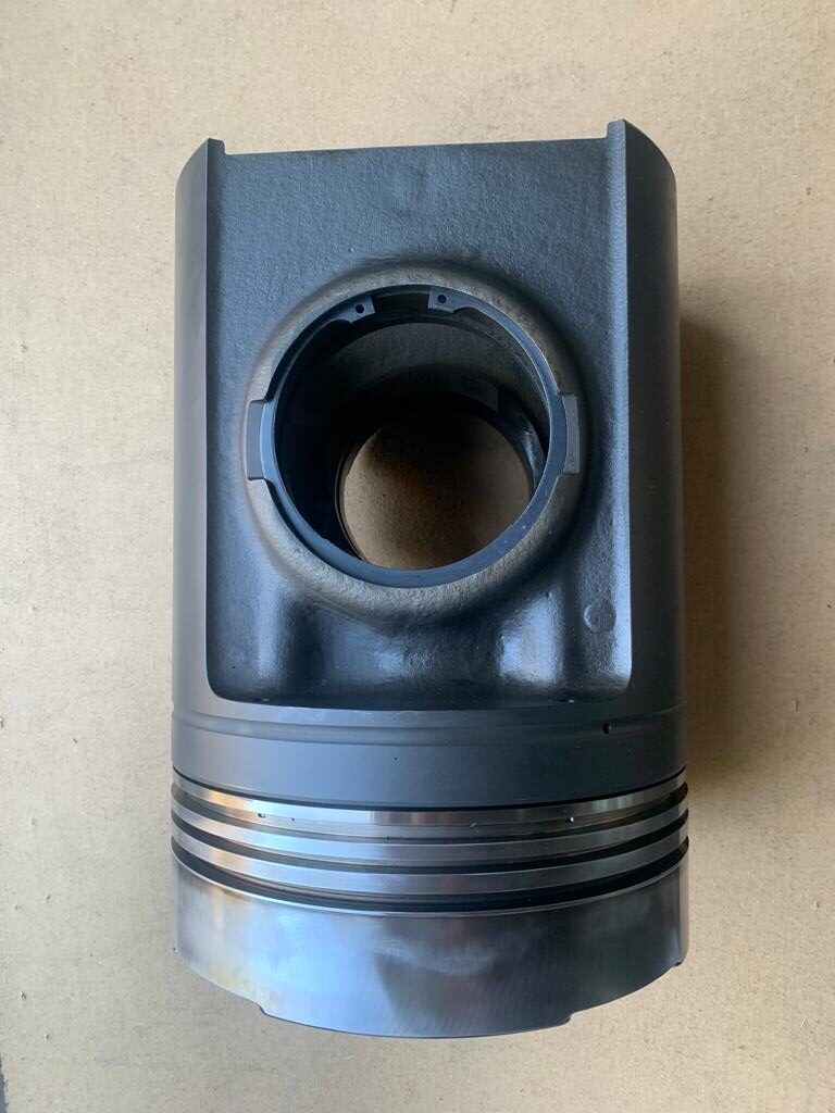 Wartsila-32-LN-piston