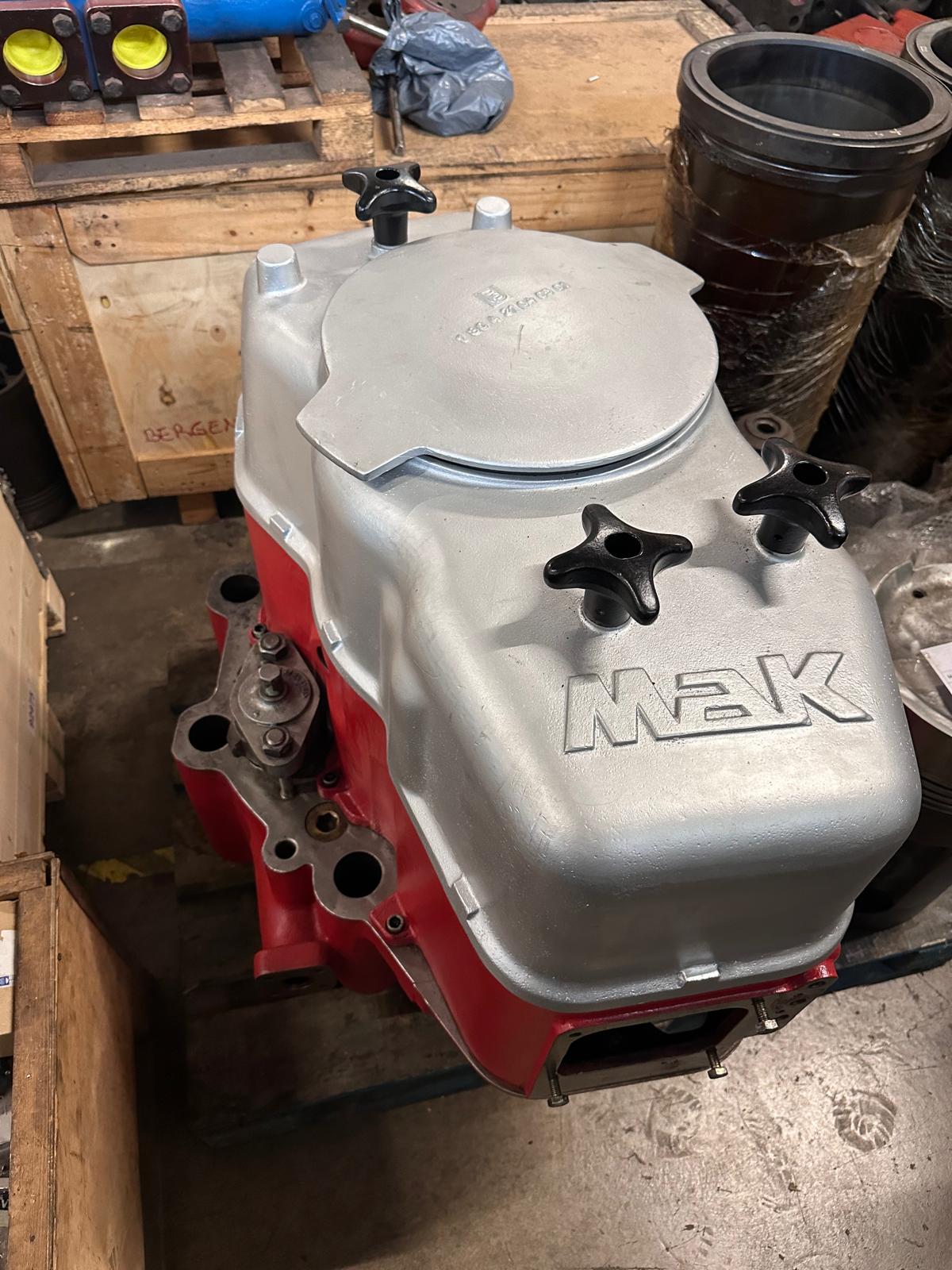 MaK 552C Cylinder Head Cover