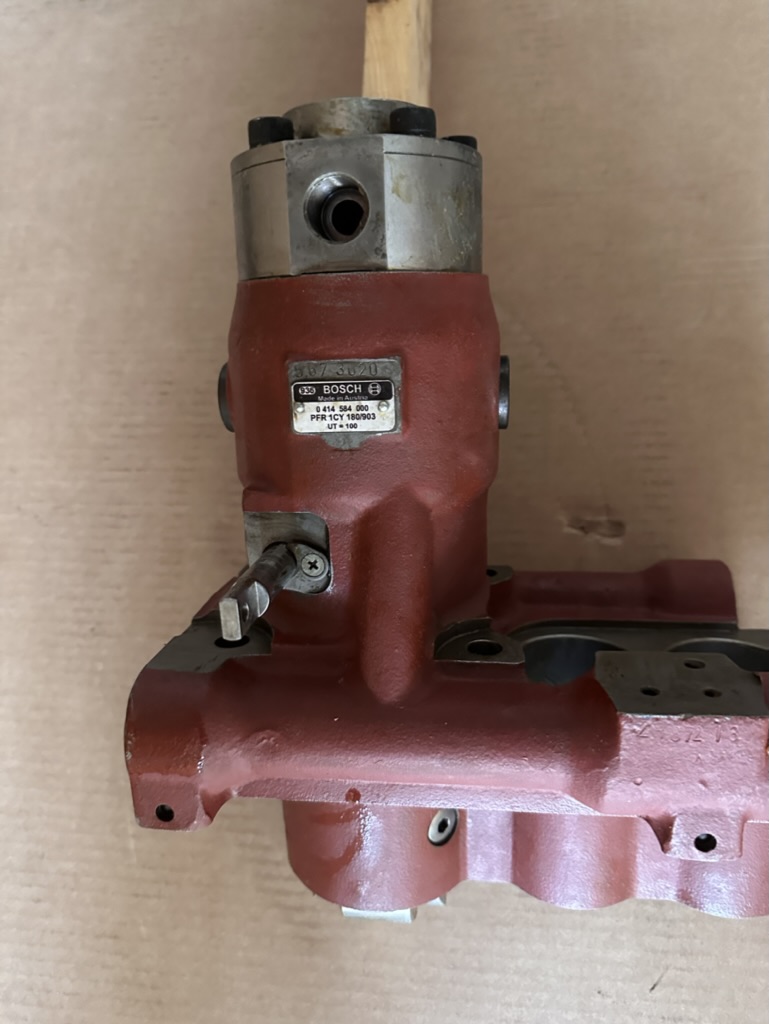 Wartsila L20 Fuel pump