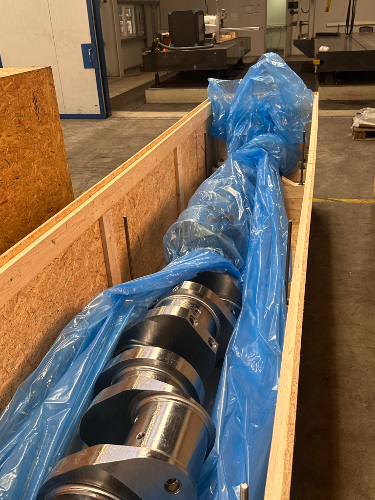 MWM TCG 2032V16 Crankshaft new
